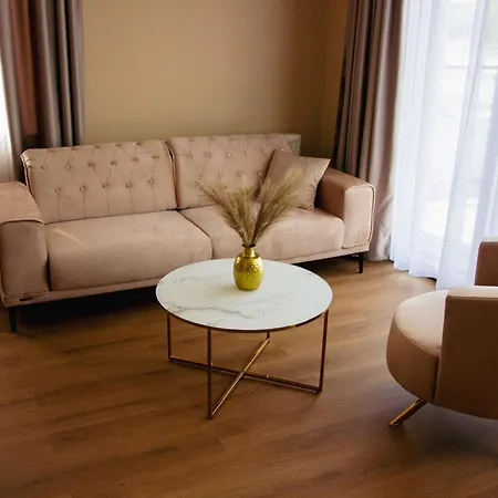 Palazzo * Римавска-Собота