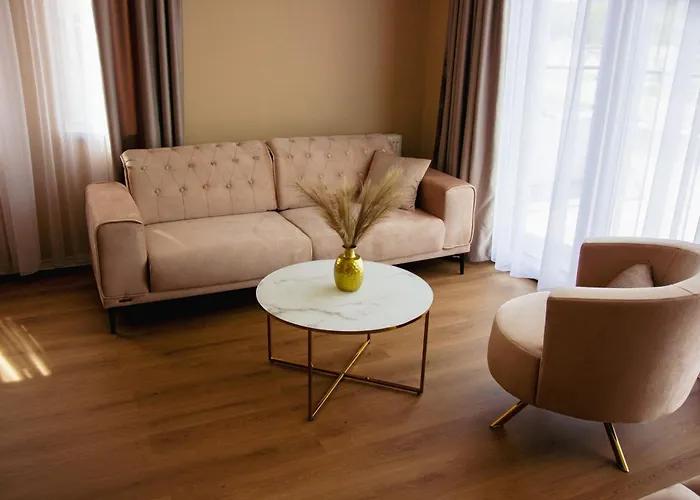 Palazzo * Римавска-Собота