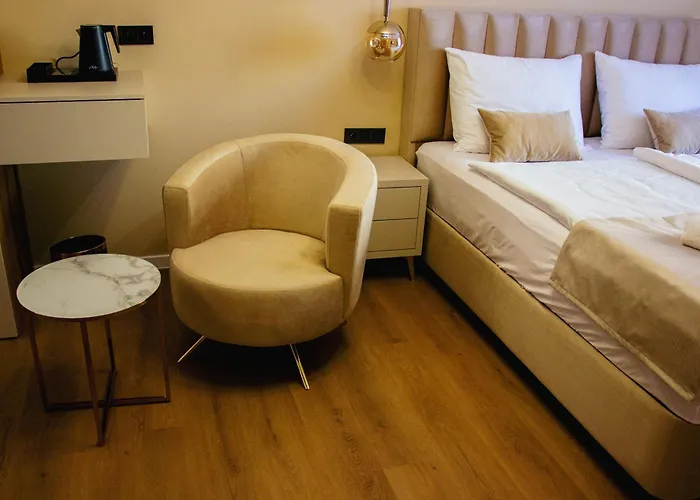 Palazzo Appartamento *